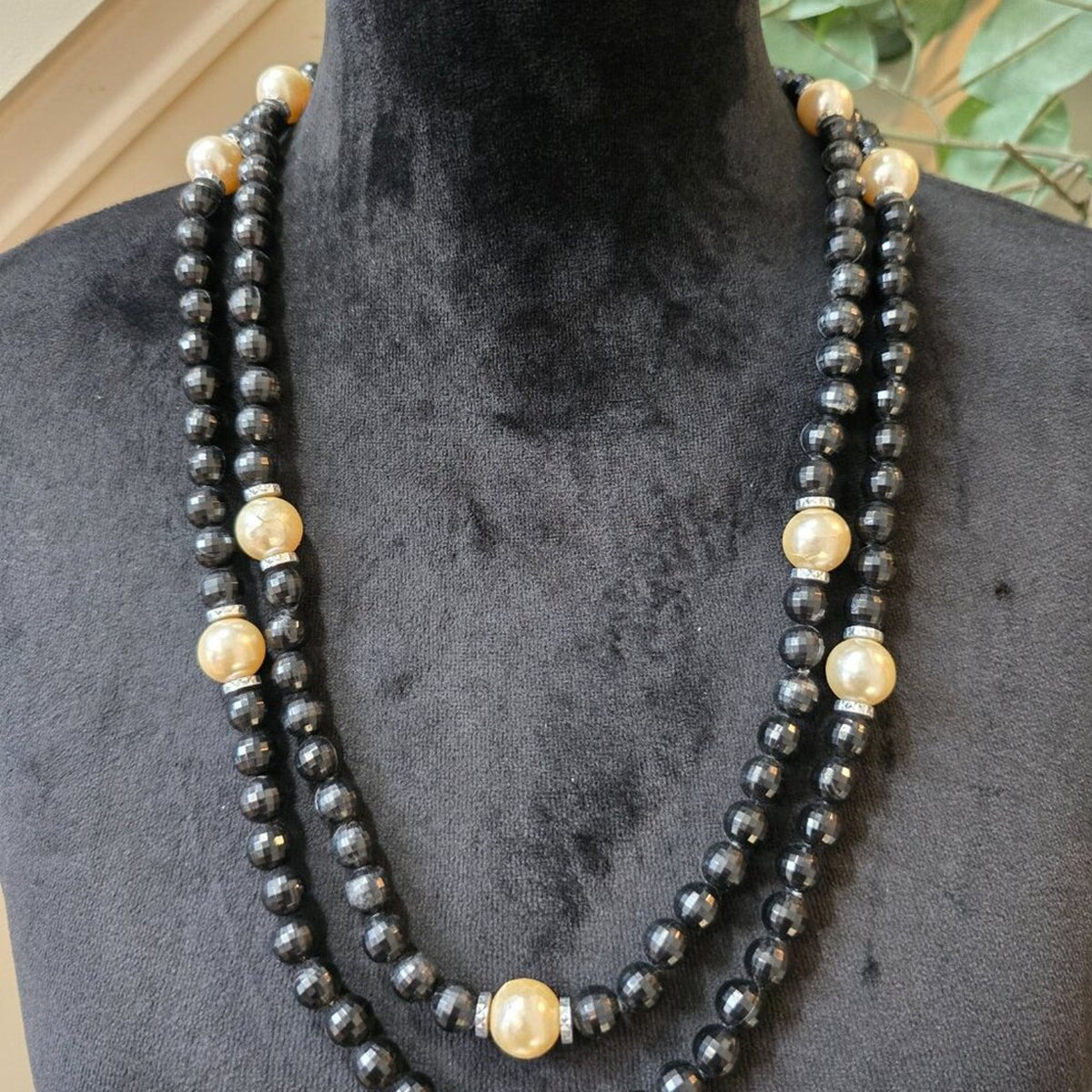 Womens Fashion White Faux Seed & Black Seed Pearls Two Strand Necklace Jewelry