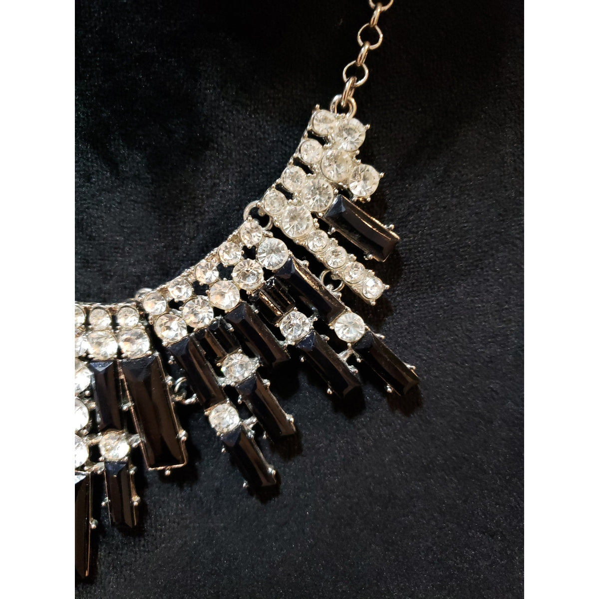 Womens Fashion Black Plastic Stones Rhinestone Bling Statement Necklace Jewelry