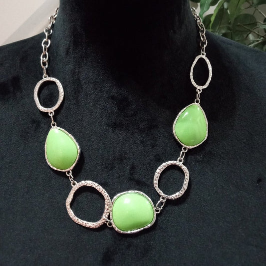 Womens Fashion Silver Hollow Circles Green Rhinestone Beads Necklace w/ Lobster