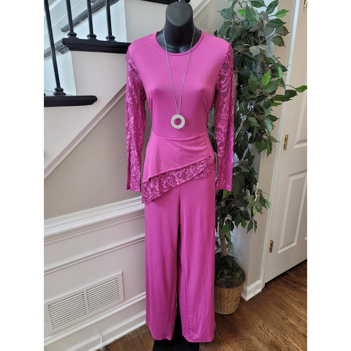 Stylish Pink Lace Jumpsuit Women's Size Medium Pink Round Neck Long Sleeves