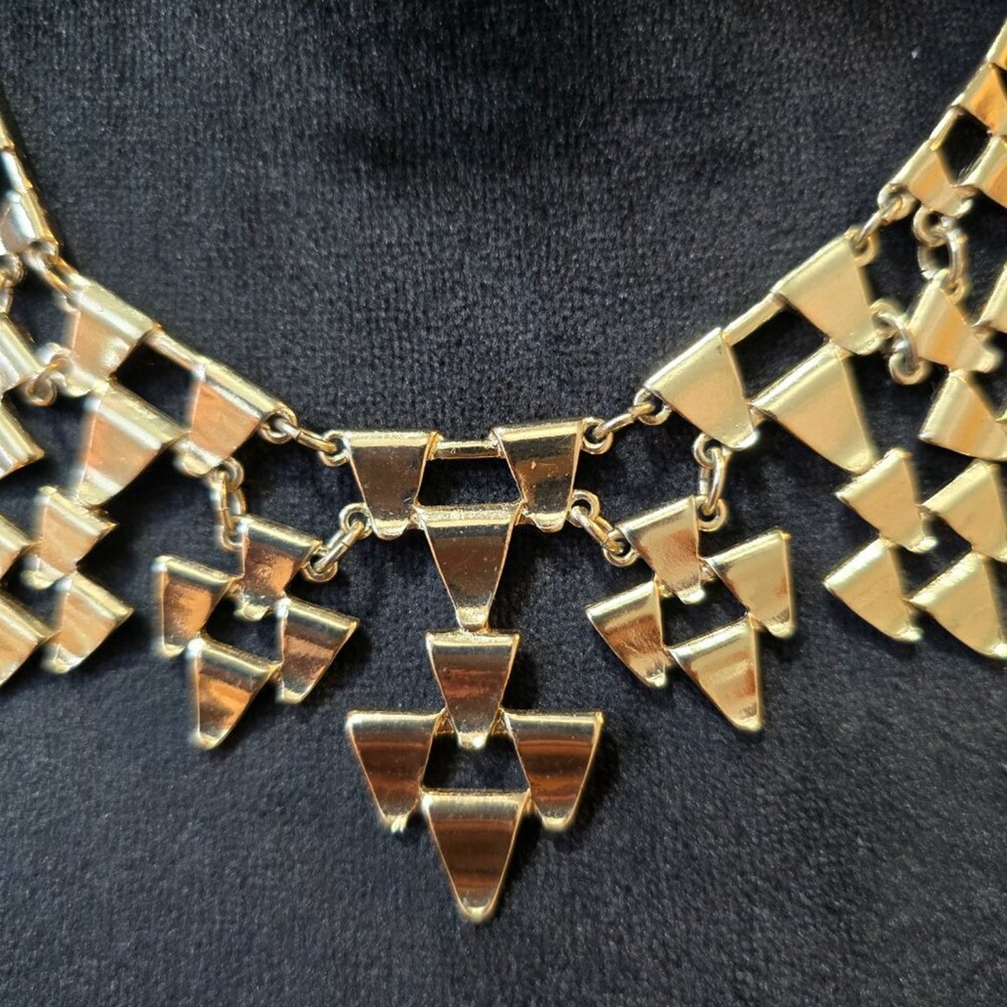 Womens Brown Gold Tone Triangle Shaped Linked Necklace with Lobster Clasp