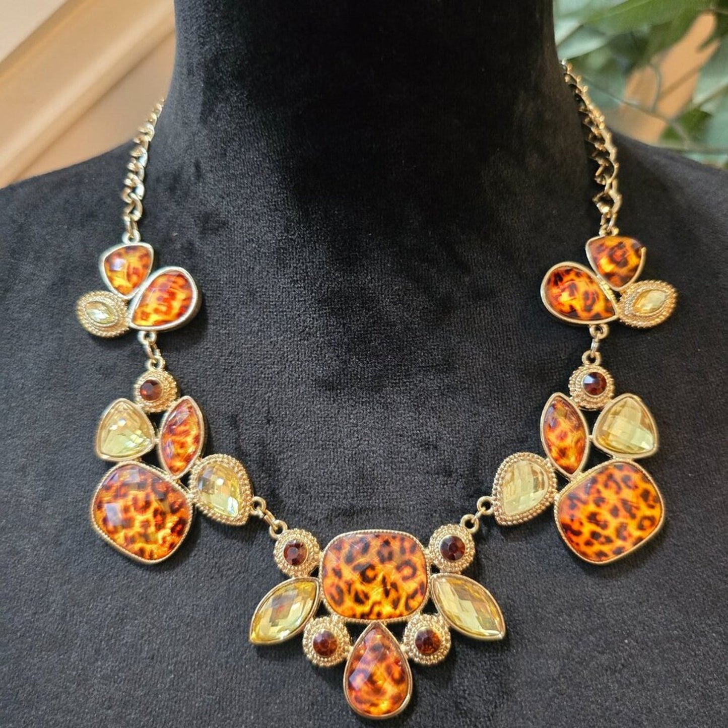 Womens Leopards Amber Crystal Stone Gold Tone Statement Necklace with Lobster