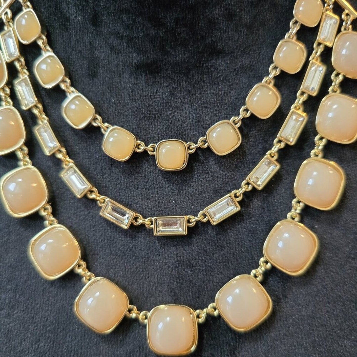 Womens Beige Cabochon Stones & Clear Crystal Necklace Jewelry with Lobster Clasp