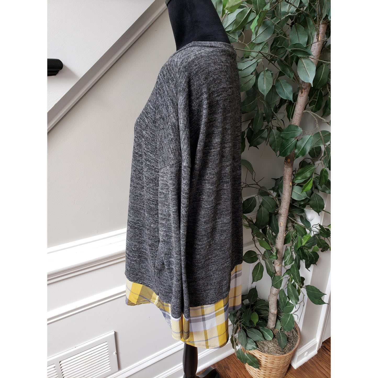 Egy Twofer Sweater Women's Medium Gray Trim Tatran Drop Shoulder Pullover