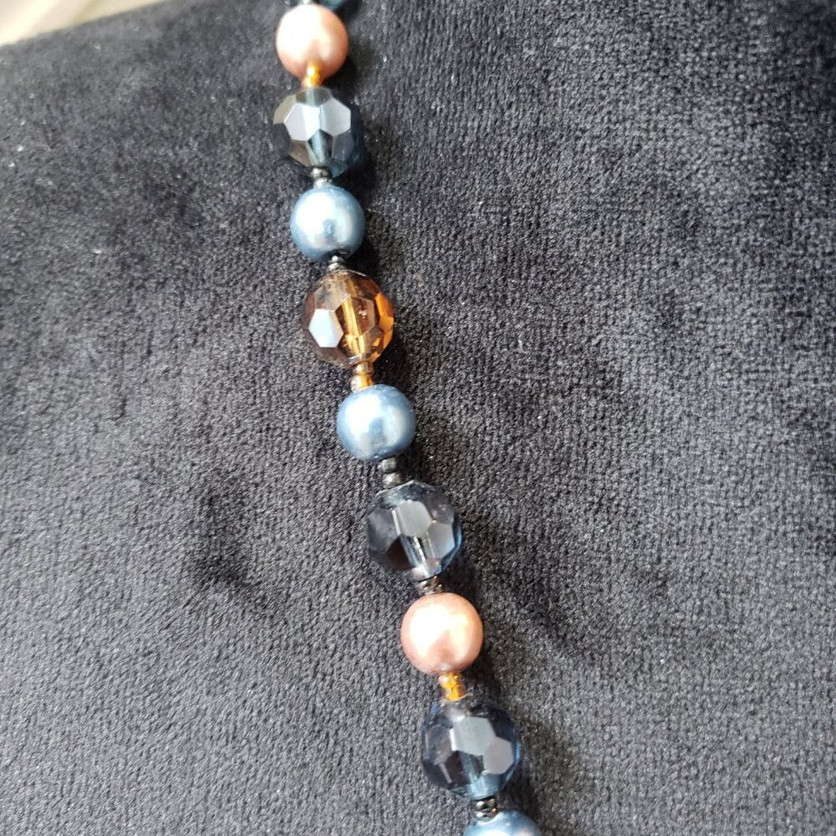 Womens Multicolor Crystel and Pearl Beaded Necklace Jewelry with Lobster Clasp