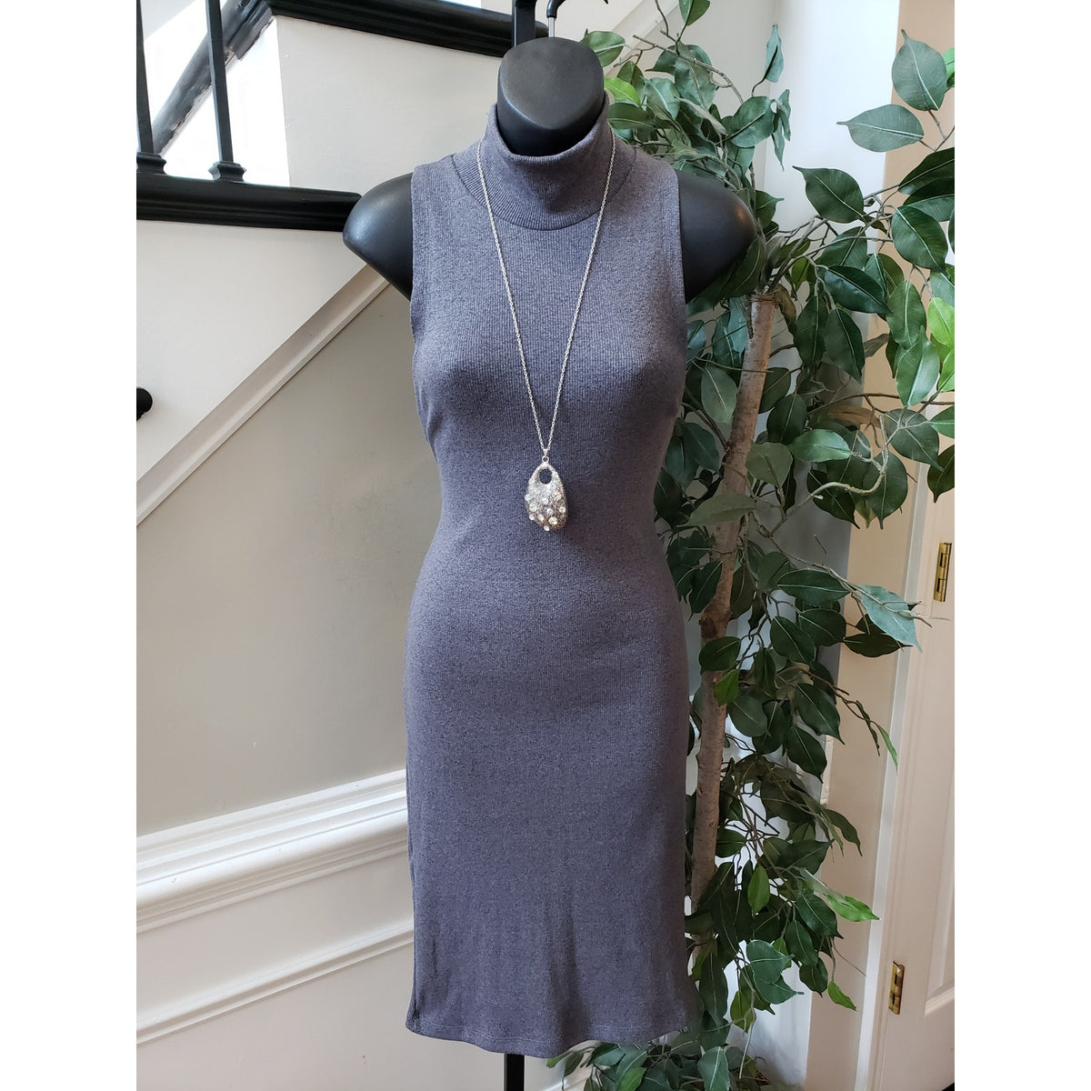 Alternative Sweater Dress Women's Size Small Gray Rib Knit Sleeveless Mock Neck