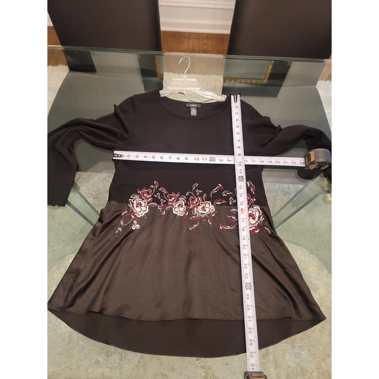 Alfani Sweater Women's Medium Black Floral Embroidered Long Sleeves Tunic