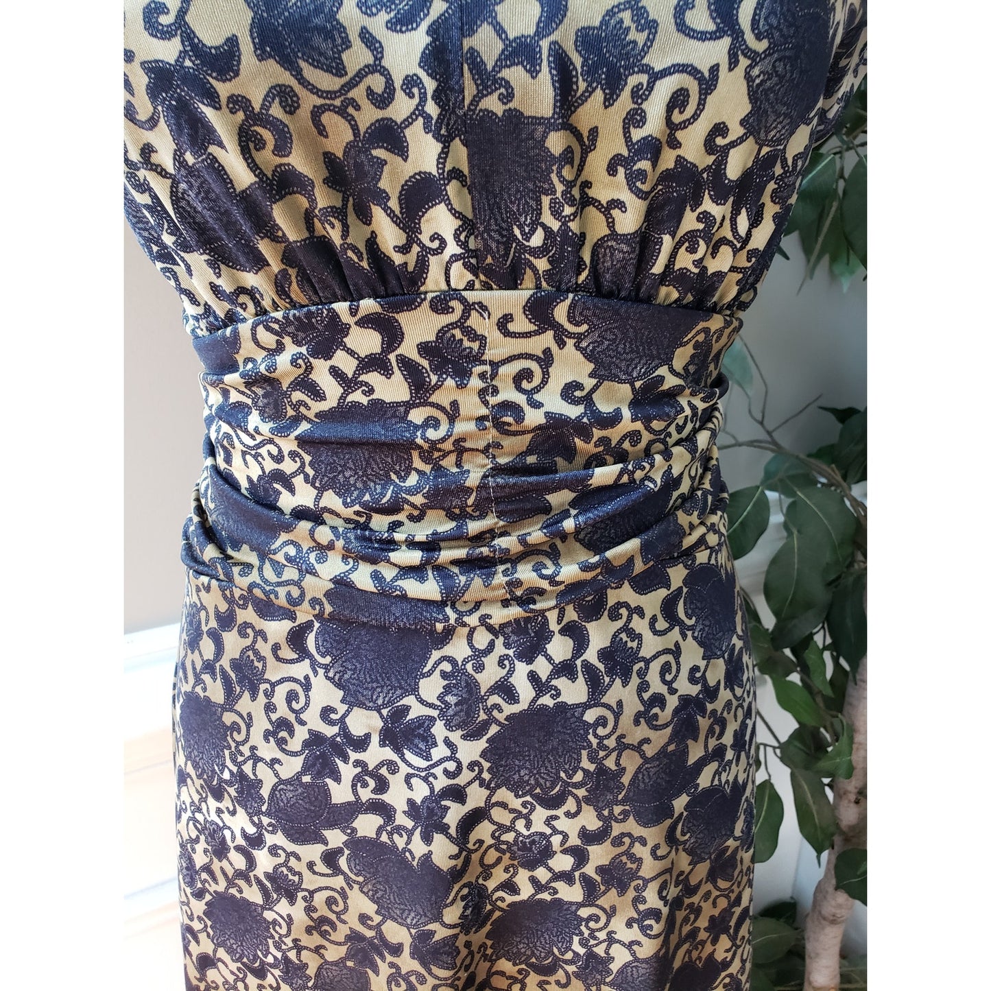 Newport News A-Line Dress Womens Small Gold Blue Floral Empire Waist V Neck
