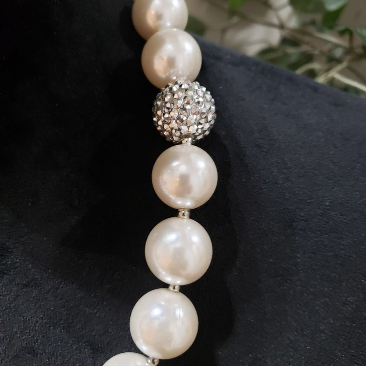 Womens Stunning White Chunky Pearl Ball Beaded Fashion Jewellery Necklace