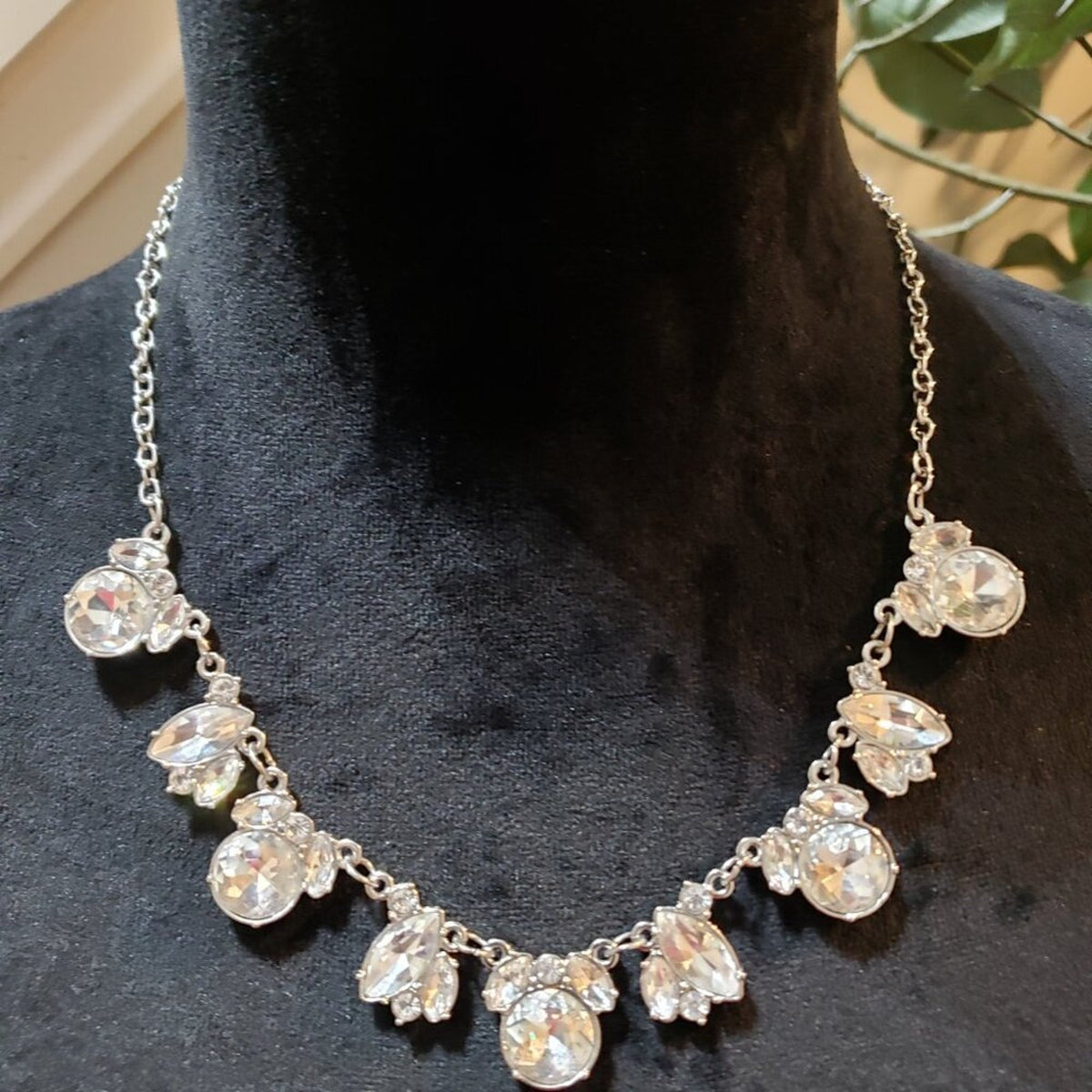 Womens Fashion Clear Crystal Curb Chain Necklace Jewelry with Lobster Clasp