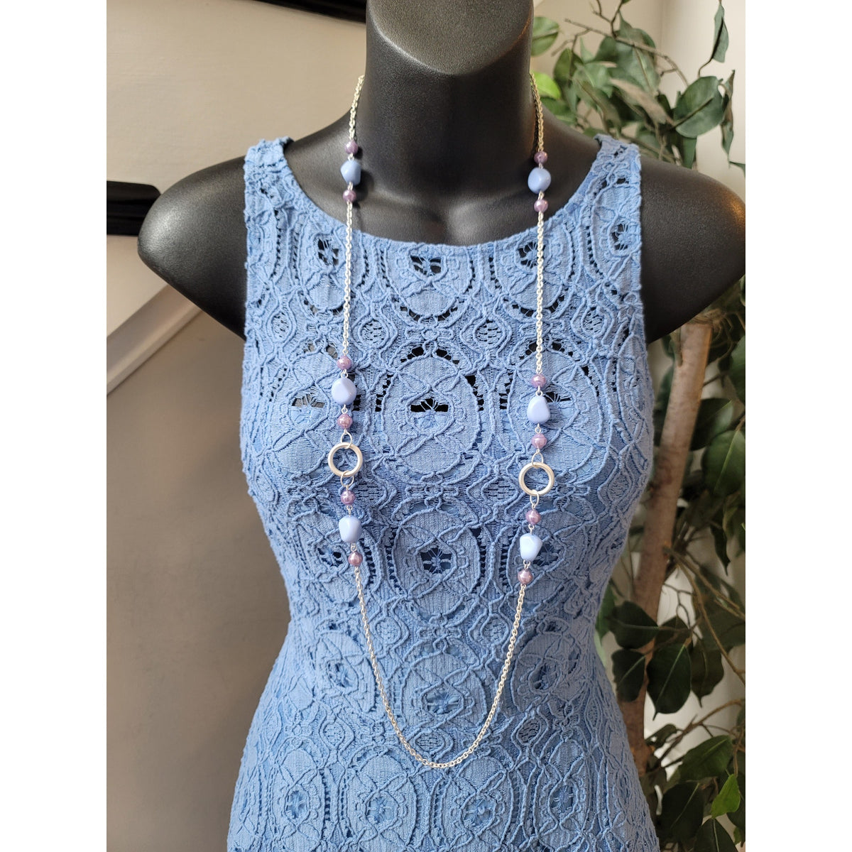 BB Dakota Dress Women Size 4 Blue Lace Sleeveless Fit and Flare Party Cocktail