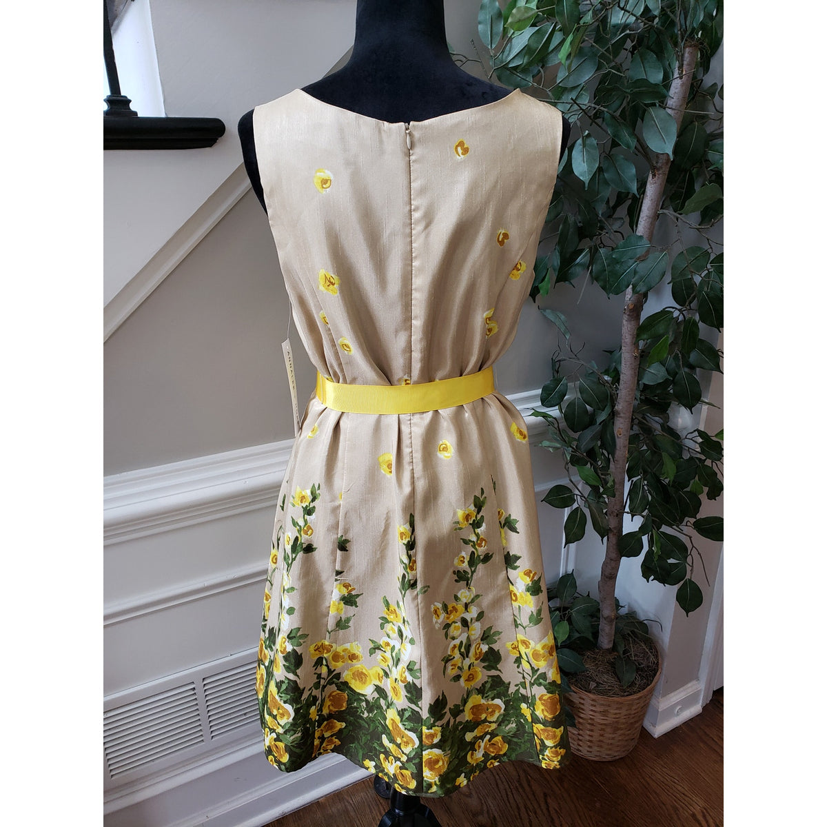 Annalee + Hope Shift Dress Womens 10 Yellow Floral Bow Waist Scoop Neck Back Zip
