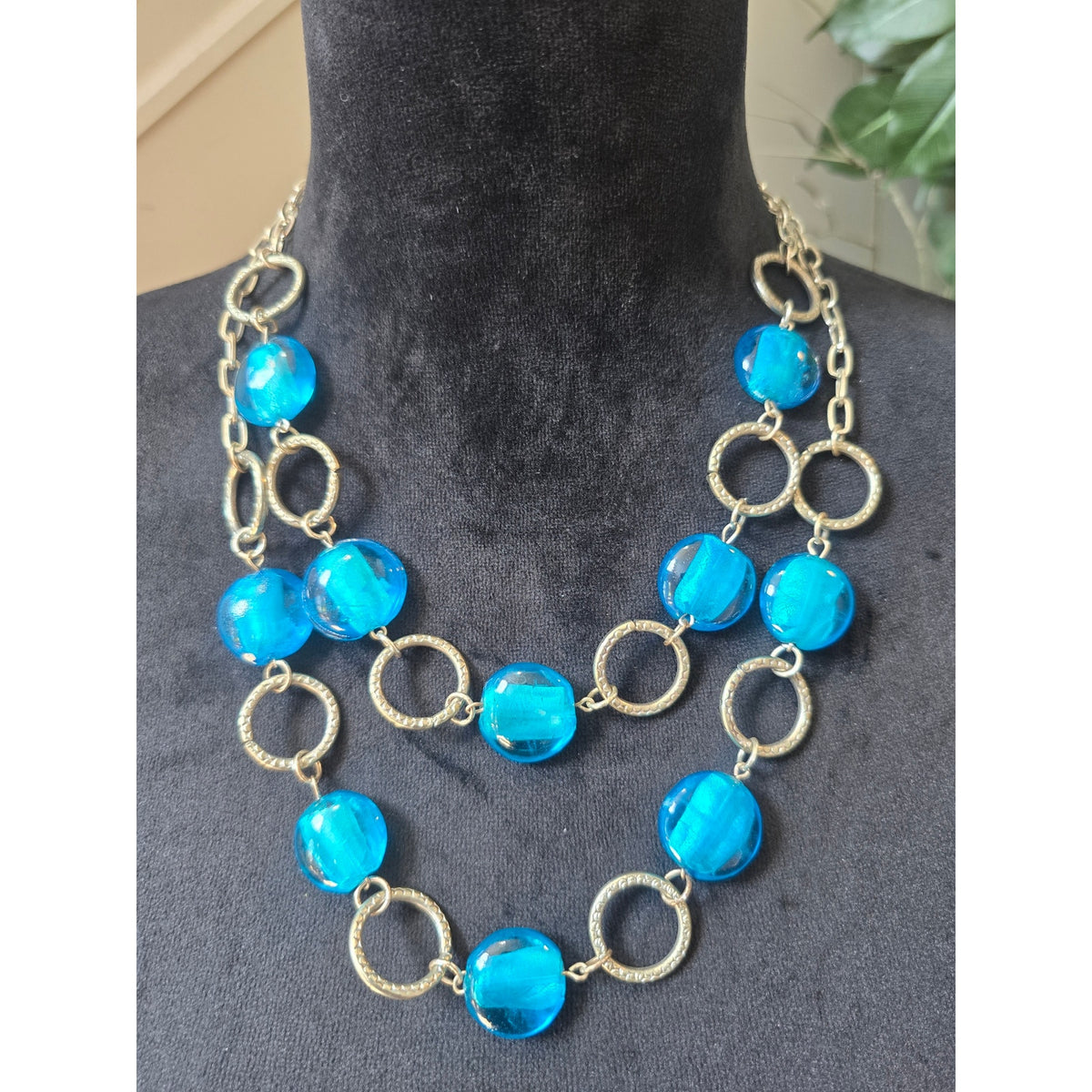 Gold Tone Turquoise Blue Beaded Circle Link Statement Necklace