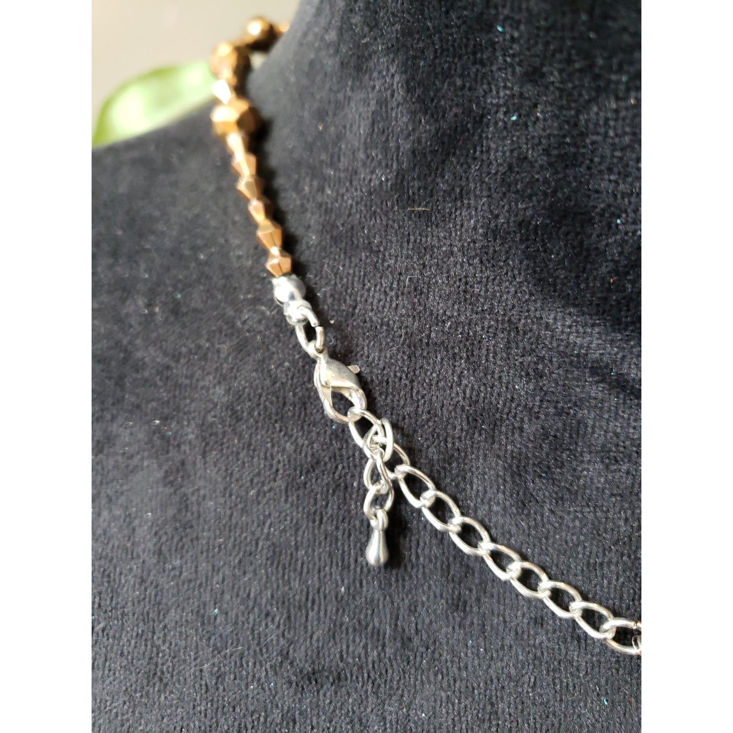 Women Fashion Chunky Gold Tone Faceted Glass Beaded Cluster Bib Necklace Jewelry