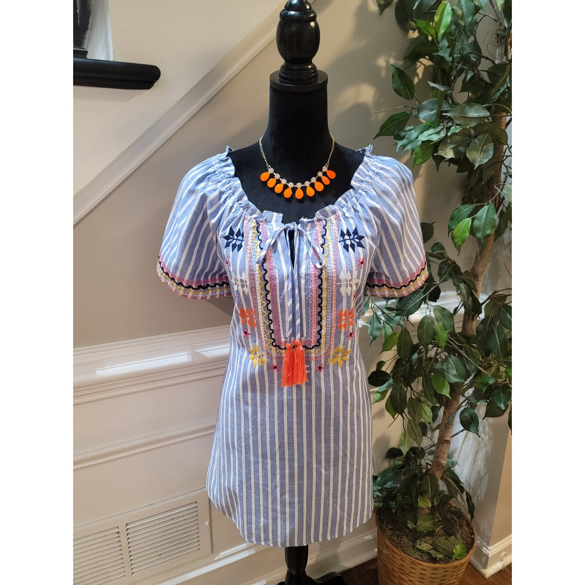 THML Blouse Top Women's Small Blue/White Stripe Elastic Neck Raglan Sleeves