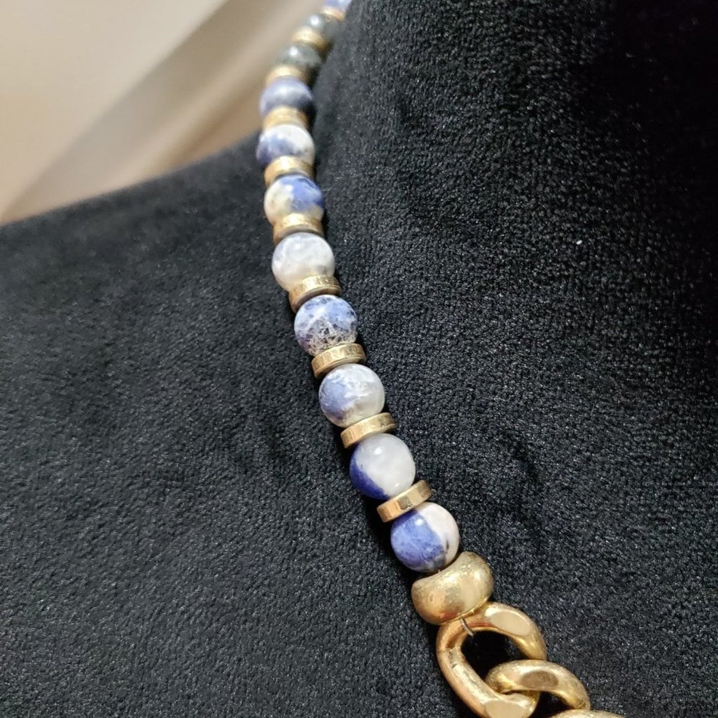 Womens Fashion Sodalite Stone and Chunky Chain Necklace with Lobster Clasp