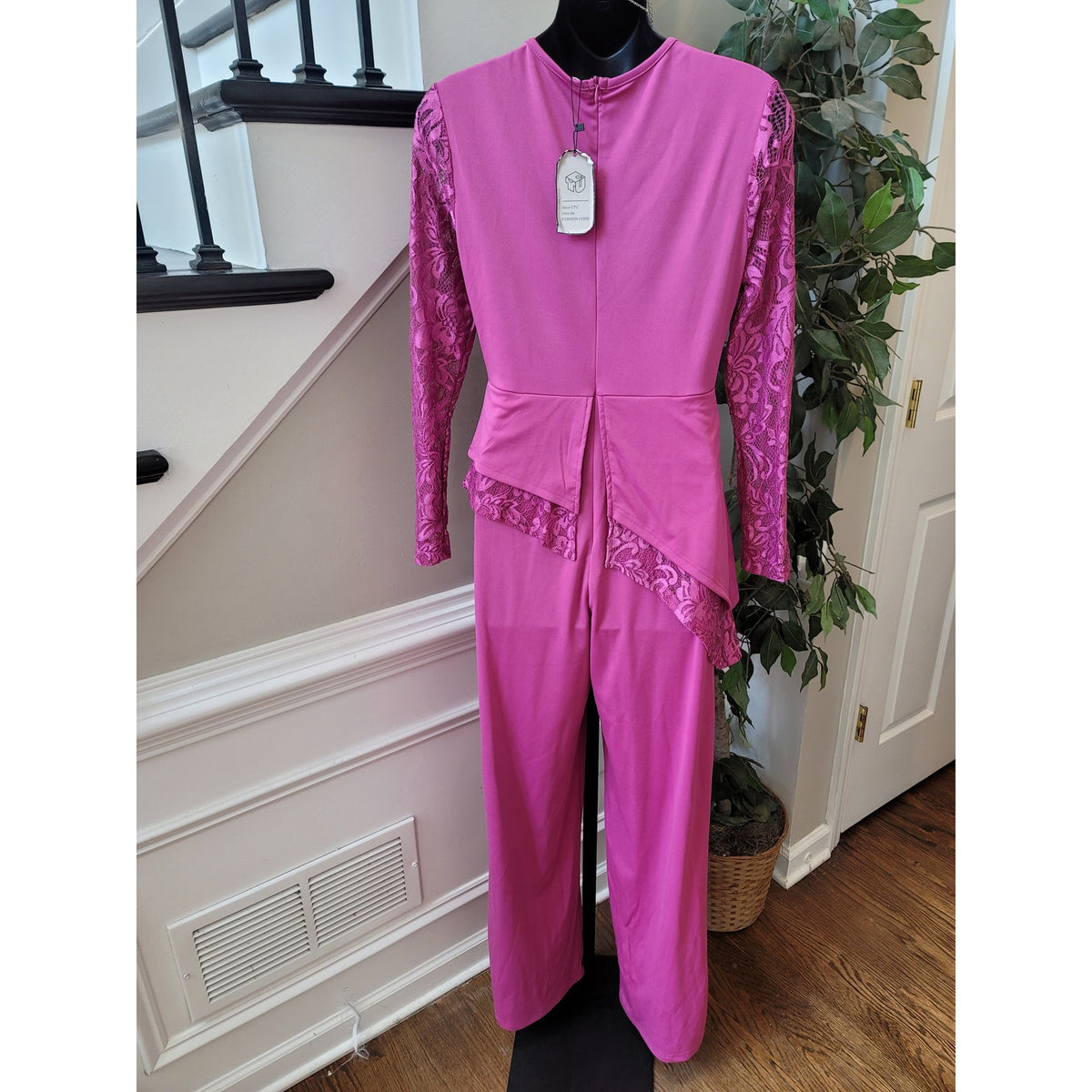 Stylish Pink Lace Jumpsuit Women's Size Medium Pink Round Neck Long Sleeves