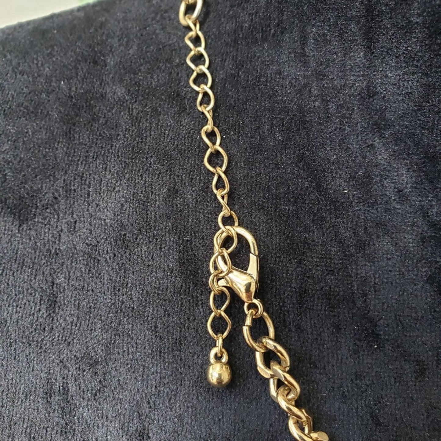 Womens Gold Tone Trapezio Collar Cleopatra Statement Necklace with Lobster Clasp