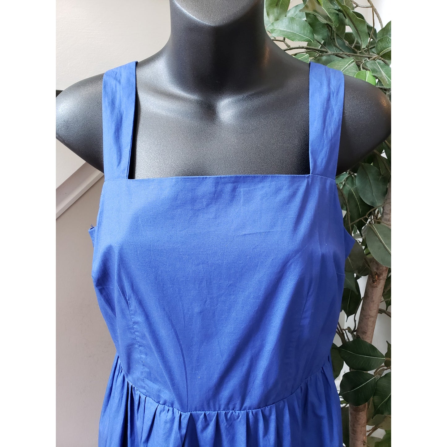 Who What Wear Long Maxi Dress Women Size XS Blue Pleated Square Neck Wide Strap
