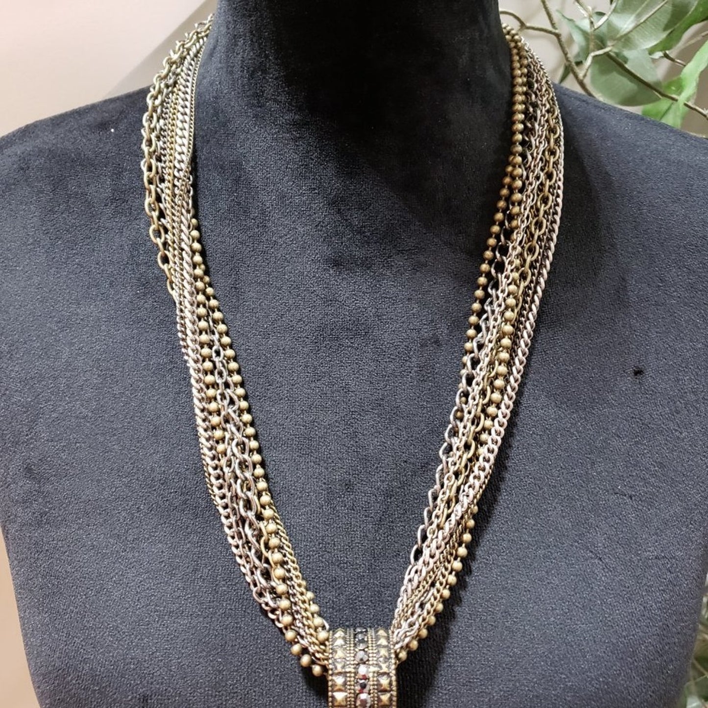 Womens Fashion Multi Rows Chain Round Shaped Pendant Necklace with Lobster Clasp