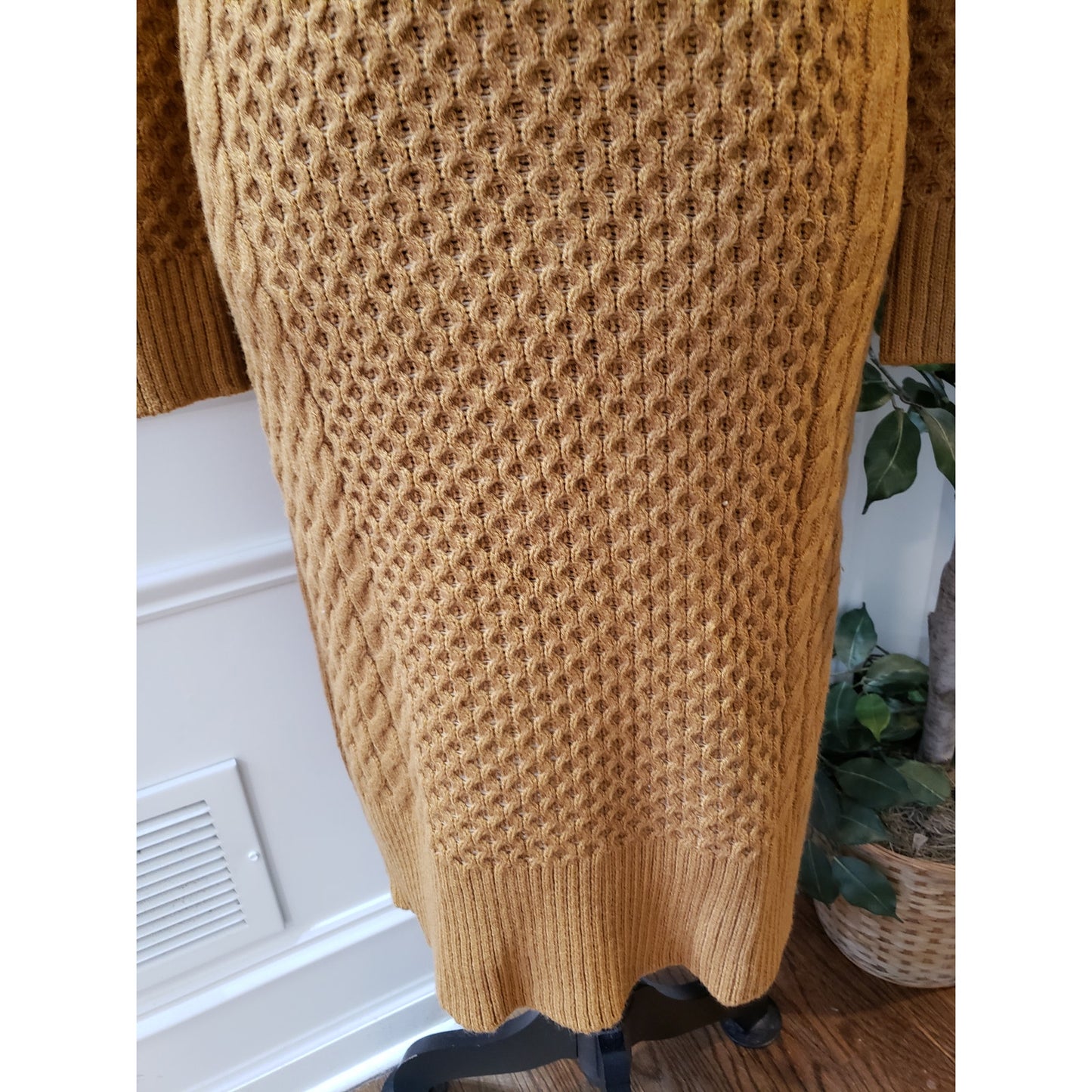Sandra Darren Sweater Dress Women XL Brown Acrylic Textured Cable Knit Crew Neck