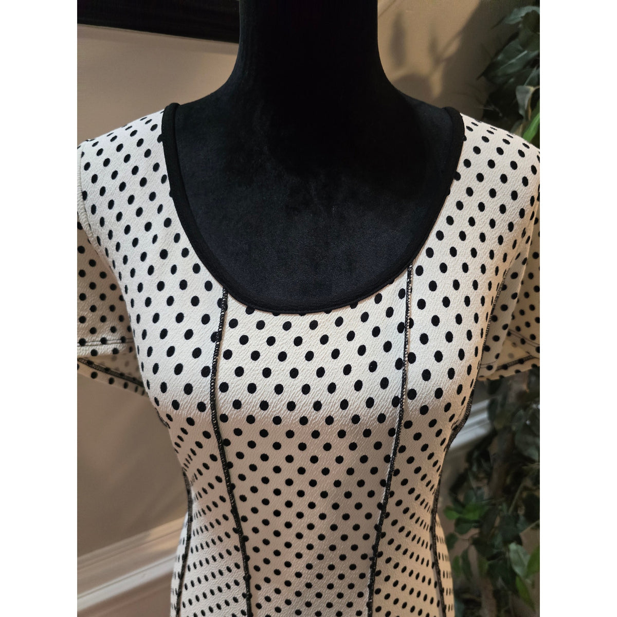 Sami & Jo Seamed Dress Women's SZ 2X Black/White Polka Dot Flared Hem Scoop Neck