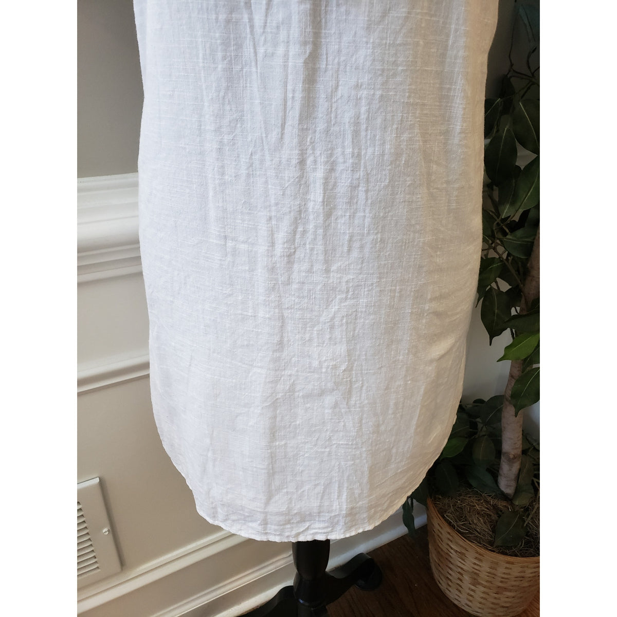 Fashion Port Shift Dress Women Medium White Contrast Tassel V Neck Short Sleeve