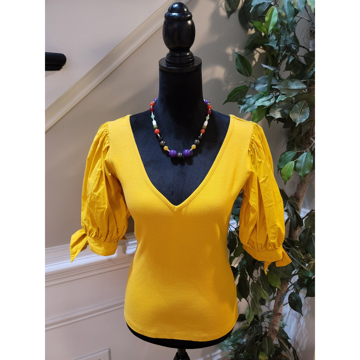 Maeve Blouse Top Women's Small Yellow Ribbed Knit V-Neck Tie-Cuff Puff Sleeves