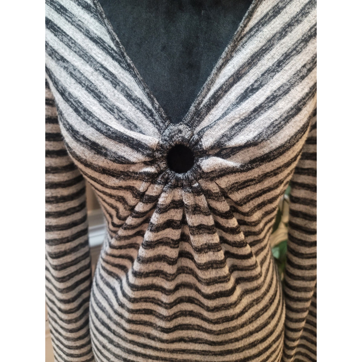 White House Black Market Pullover Sweater Women Small White/Black Striped O-Ring