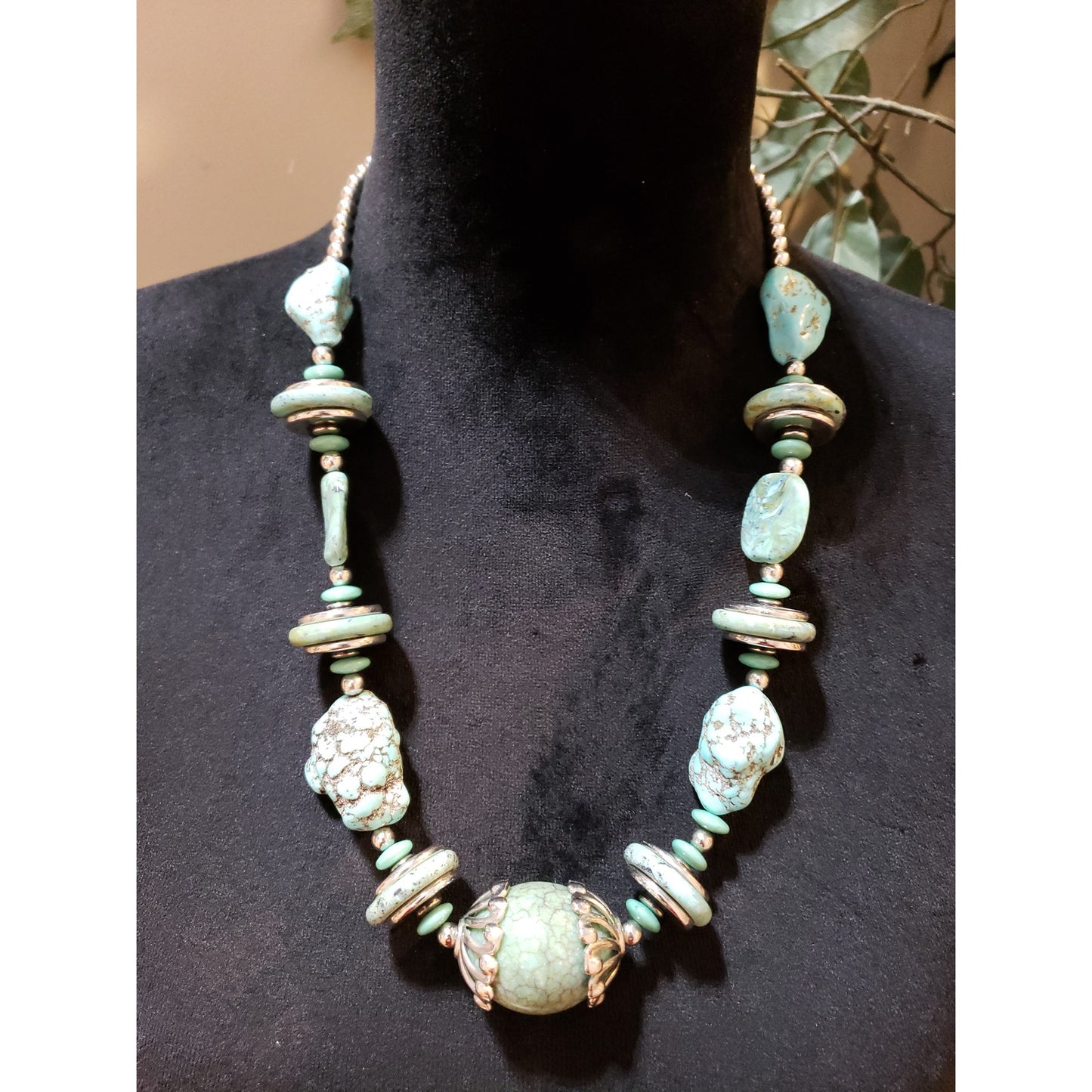 Womens Native American Multi Shaped Turquoise Rondelles Beaded Necklace Jewelry