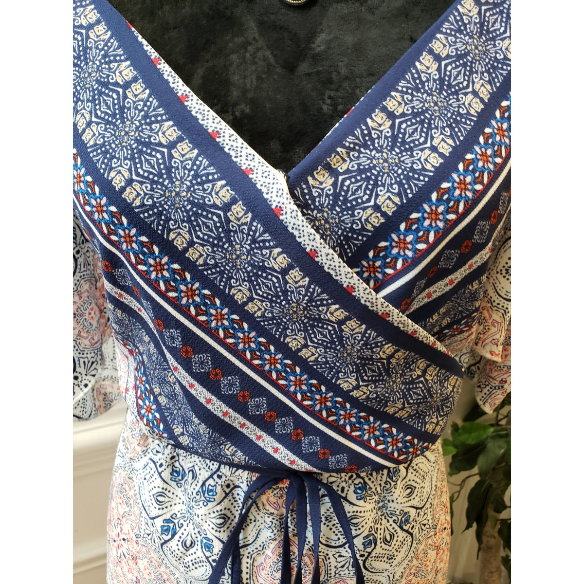 Maurices Dress Women Size X-L Blue Pink Boho Cold Shoulder Wrap Belted