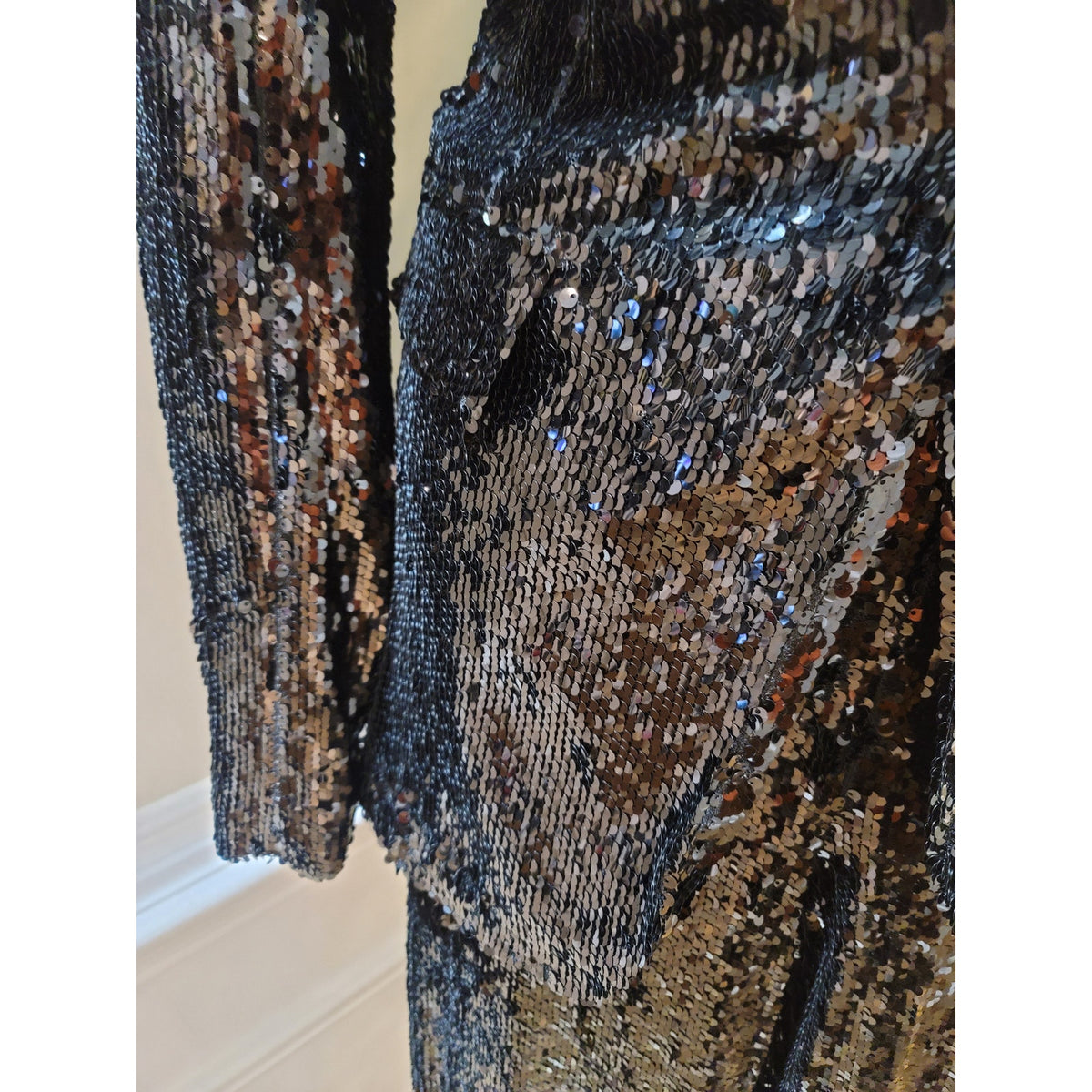 Celebrity Fashion Sequin Suit Women's Medium Black Faux Pockets Fully Lined