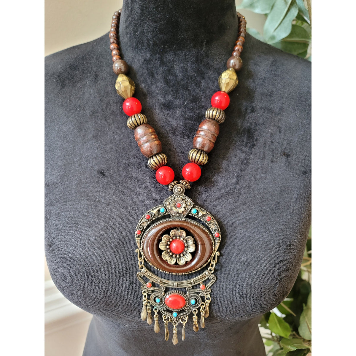 Women's Bohemian Antique Brass Statement Necklace With Lobster Clasp Red Beads