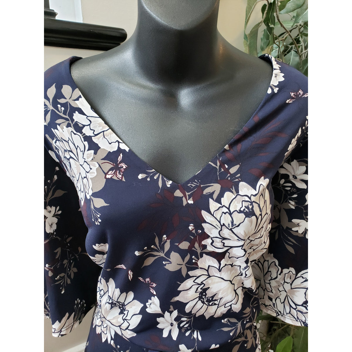 Charter Club Dress Women 1X Navy Blue Floral Belted Stretchy Midi V Neck