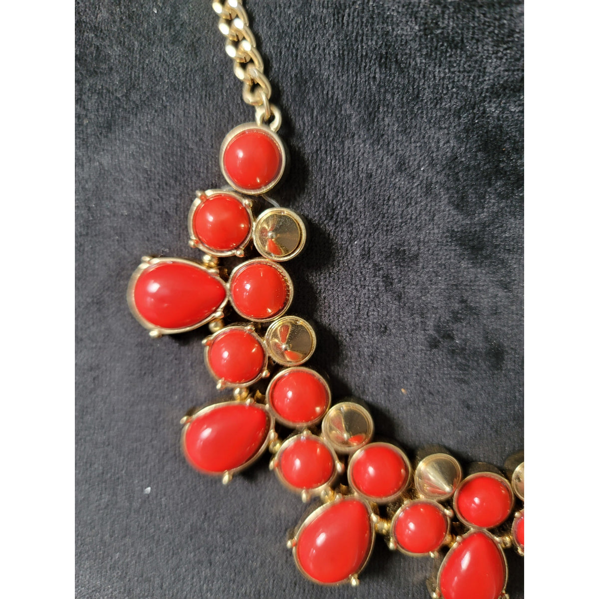 MIKA Gold Chain Necklace Red Teardrop Bead Bib Statement Jewelry Lobster Clasp
