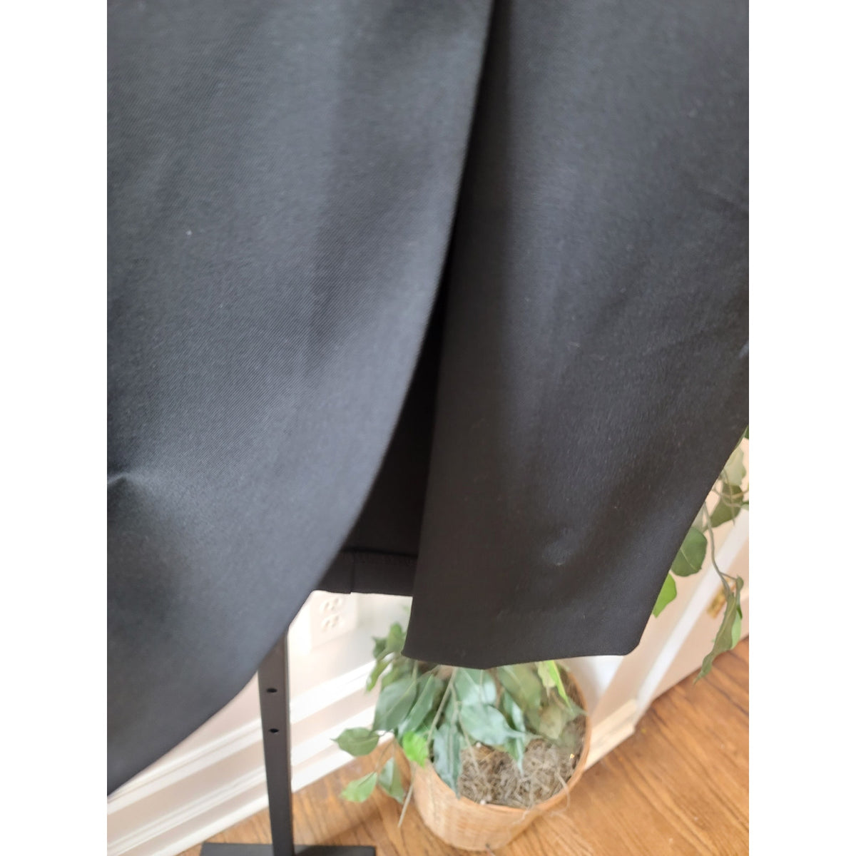 7th Avenue Pencil Skirt Women's Size 8 Black High Waist Side Zipper Front Slit