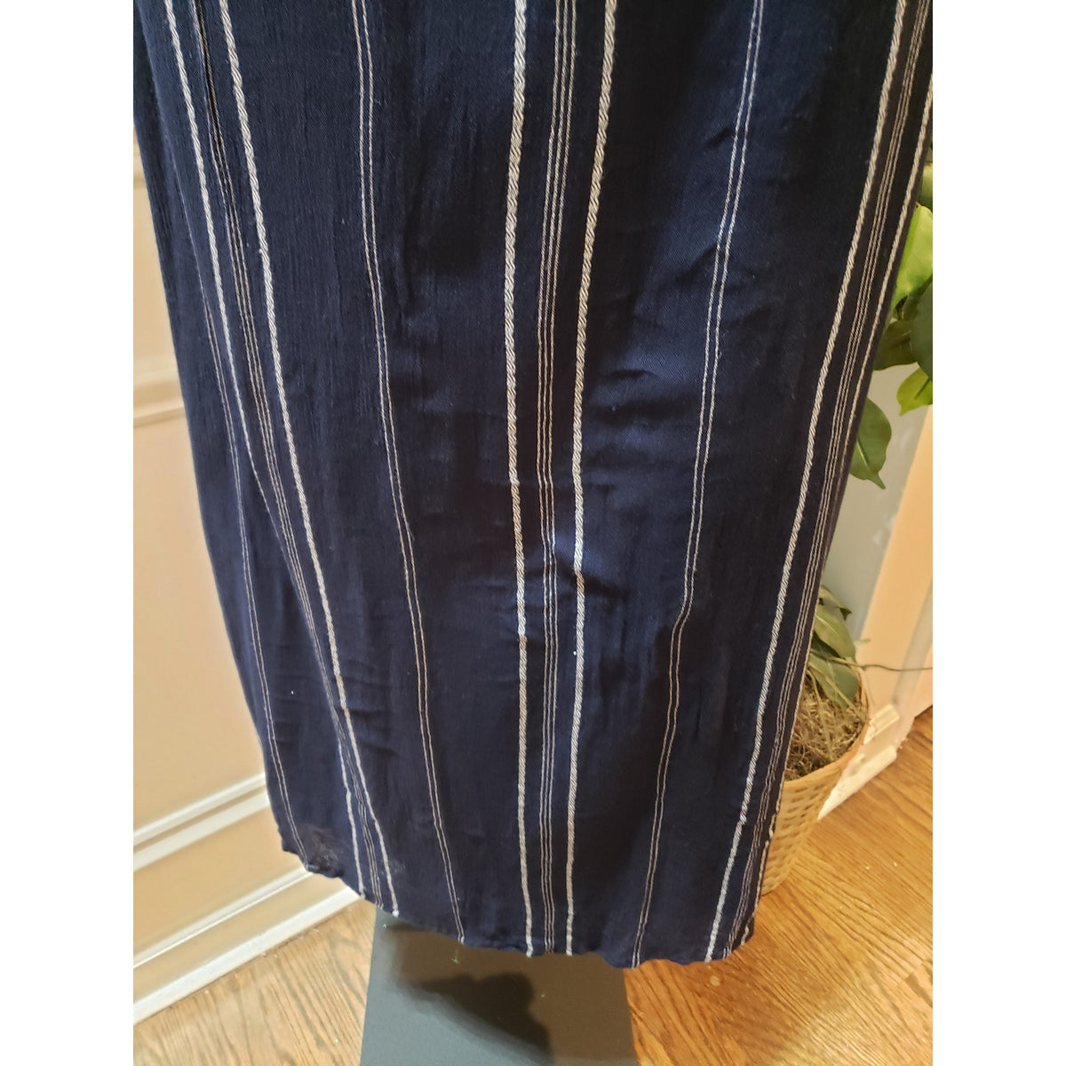 LOFT Maxi Dress Womens S Blue Striped Rayon Lined Tie Waist Cold Shoulder Sleeve
