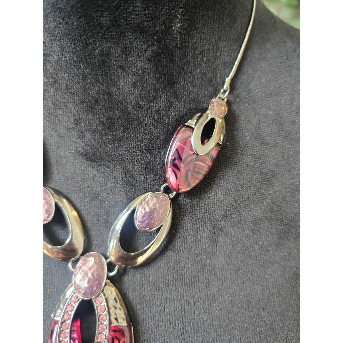 Pink Purple Abalone Shell Oval Pendant Statement Necklace and Earrings Set