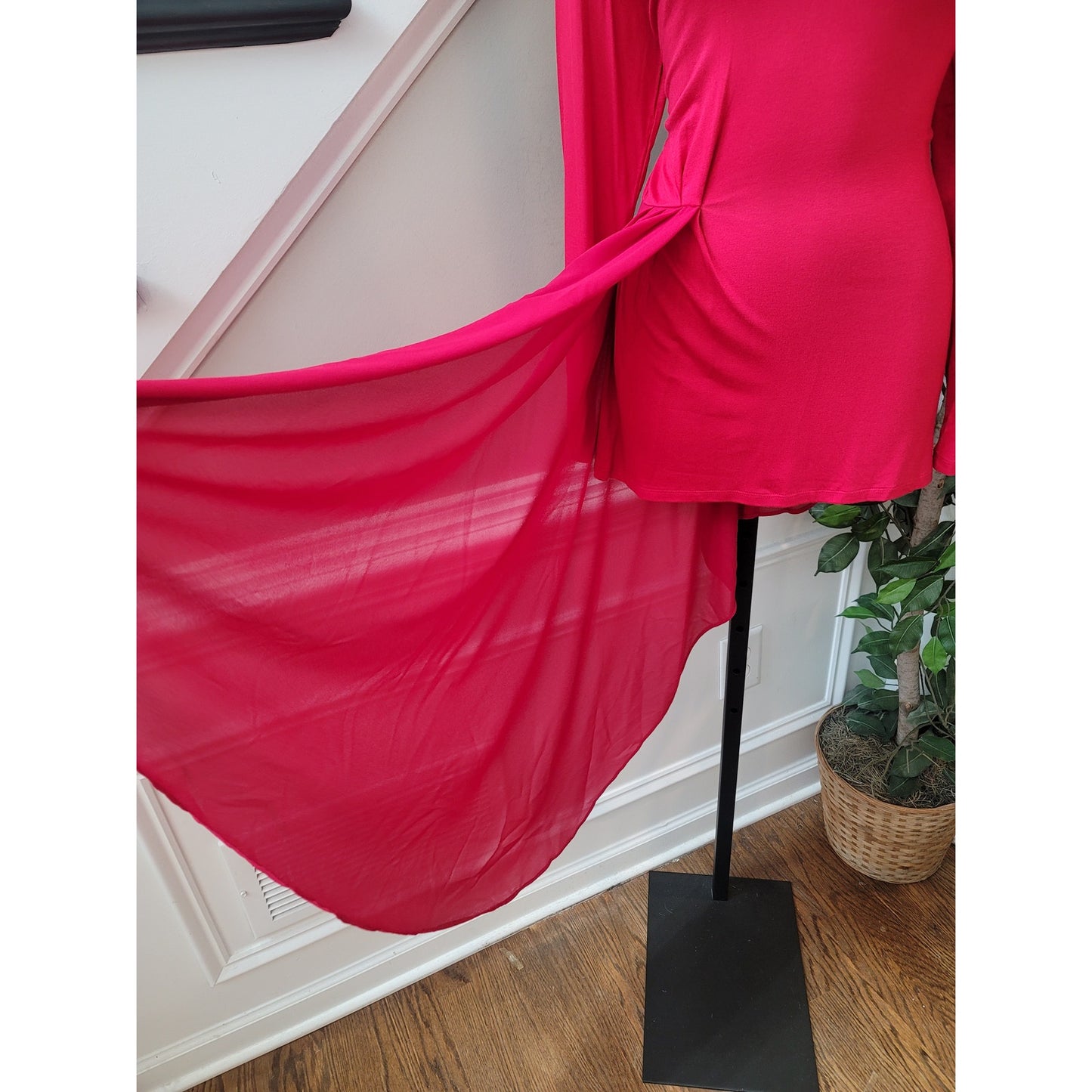 Boston Proper Top Women's Size S Red Long Sleeve Tunic Chiffon Overlay Elegant