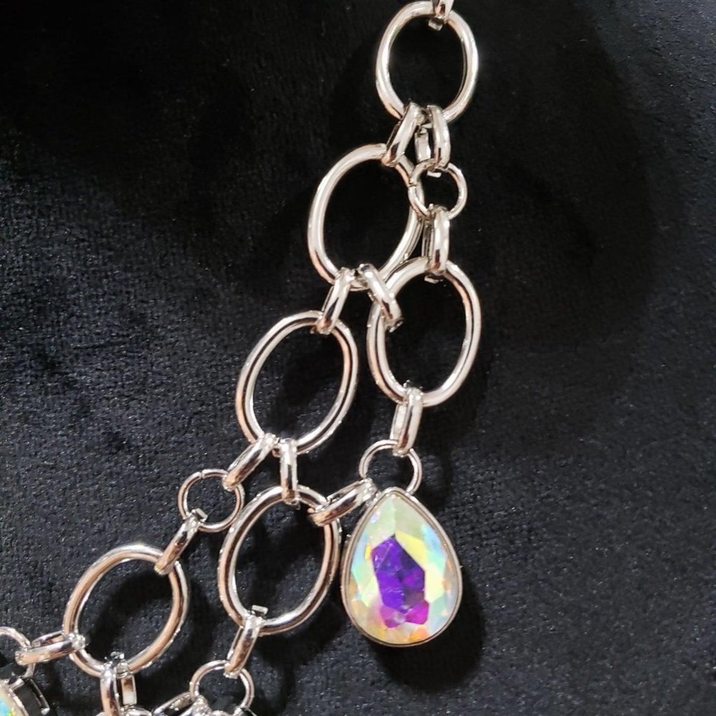 Show Stopping Shimmer Iridescent Gunmetal & Multi Oil Spill Rhinestones Necklace