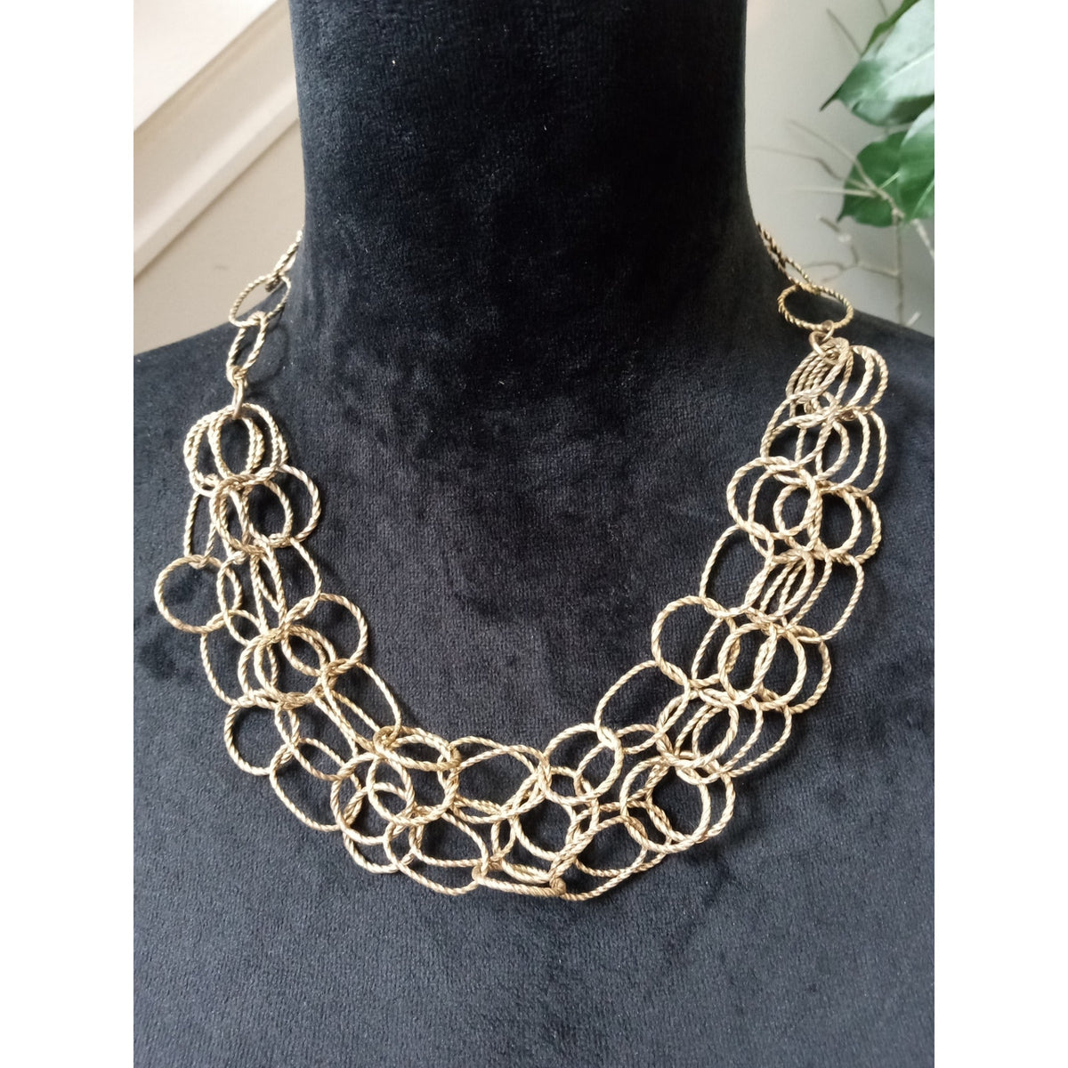 Gold Tone Multi Circle Link Statement Bib Necklace Lightweight Modern Boho Chic