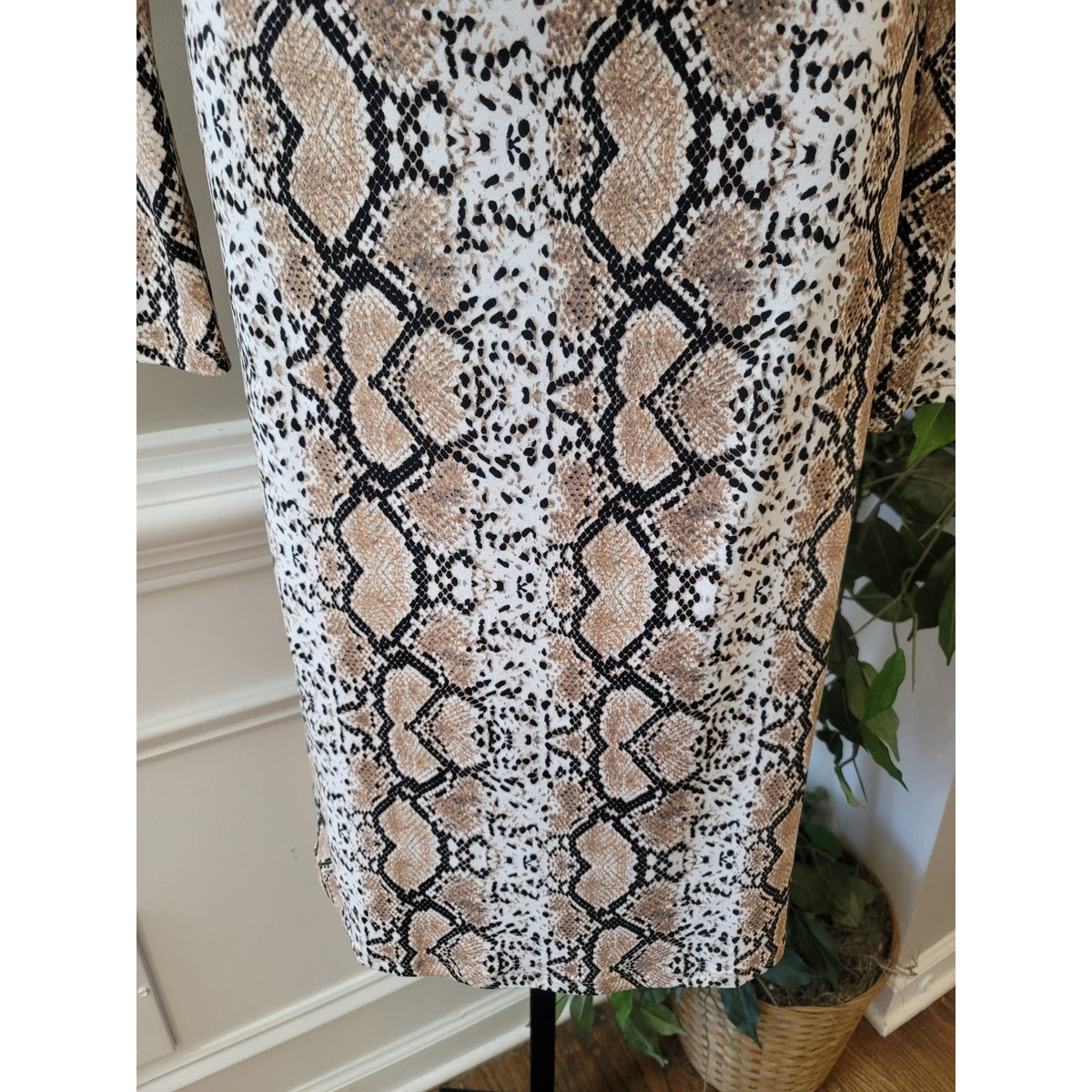 Popular 21 Bodycon Dress Women's Size 1X Multicolor Snake Print Mock Neck