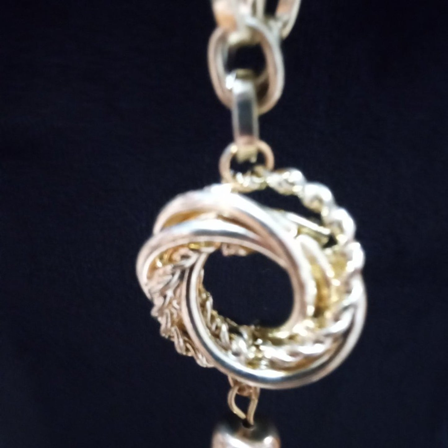 Women Fashion Elegant Gold Tone Tassel Pendant Long Necklace with Lobster Clasp