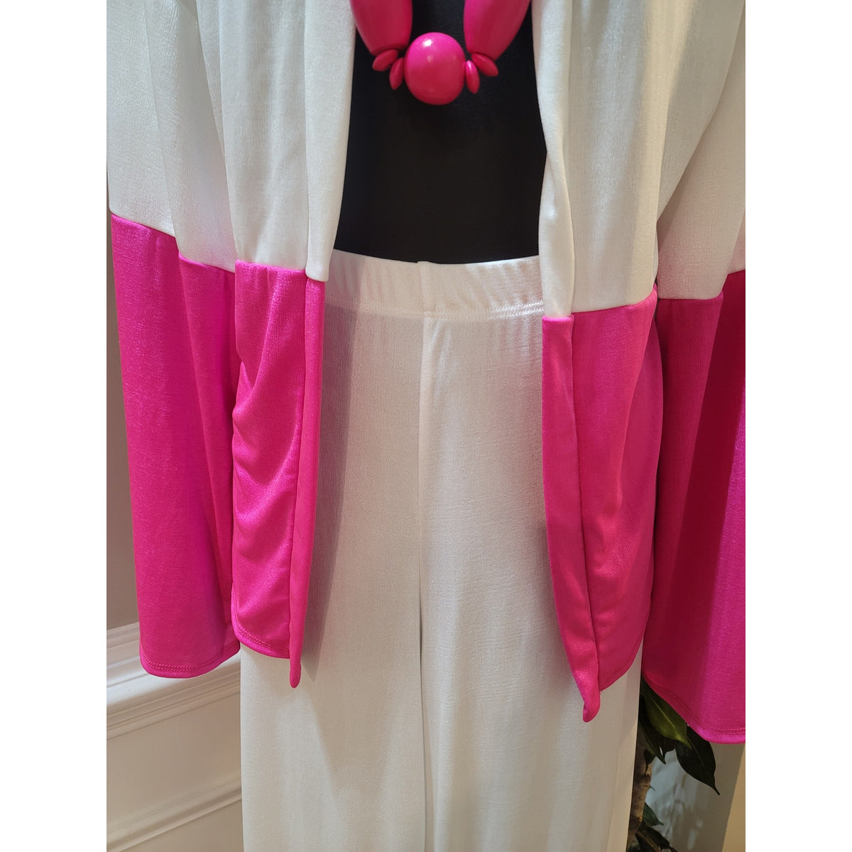 Itzy Cardigan Set Women's Large White/Pink Colorblock Open Front Drop Shoulder