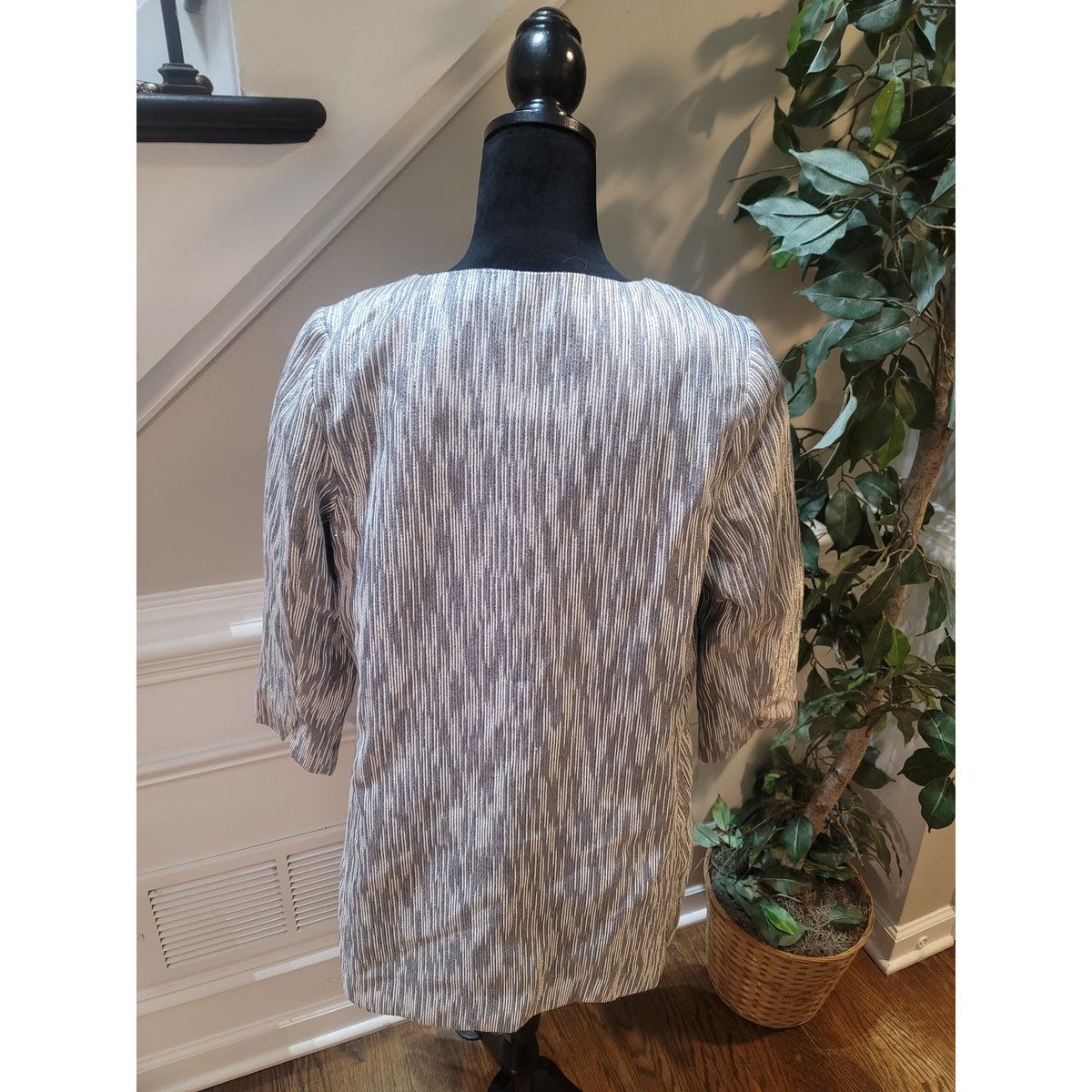 Chico's Travelers Jacket Women's Small Sliver/Gray Vertical Striated Open Front