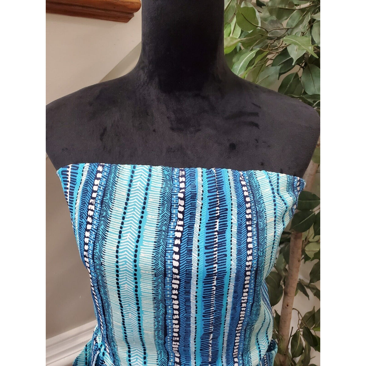 Aqua Women's Blue & White 100% Polyester Off The Shoulder Knee Length Dress M