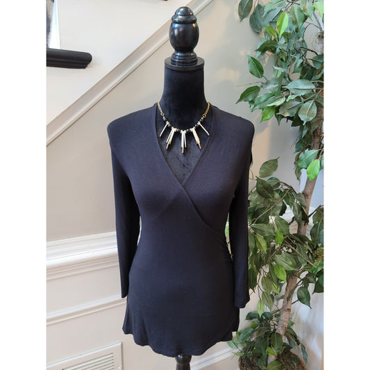 Madison Blouse Small Black Stretch Wrap V-Neck Long Sleeve Curved Hem Pullover