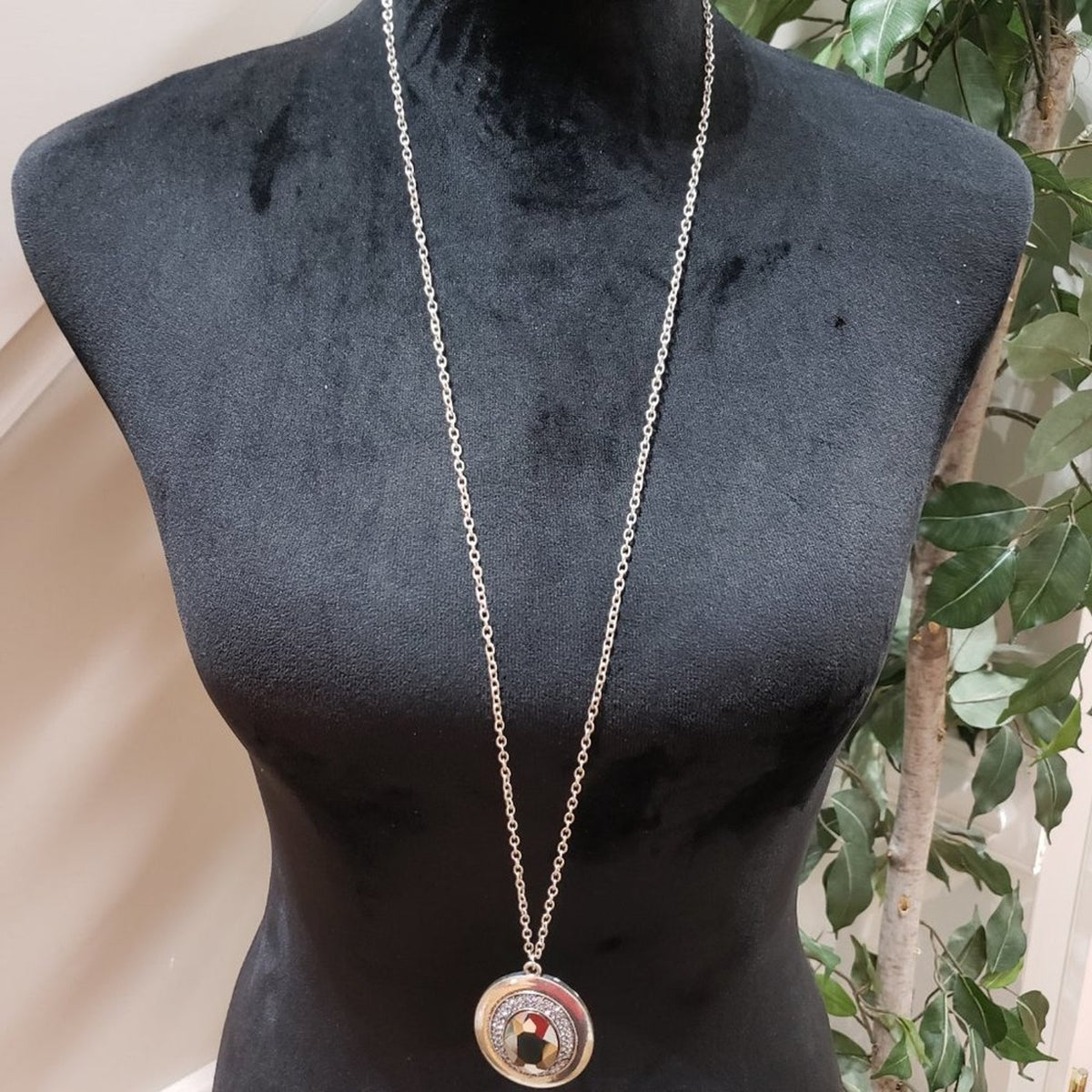 Womens Fashion Chunky Silver Tone Chain Teardrop Pendant Necklace with Lobster