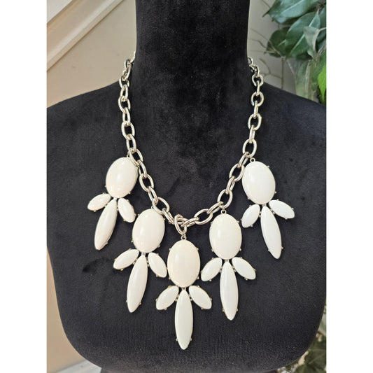 Heavy White Silver Tone Chunky Cabochon Floral Statement Necklace