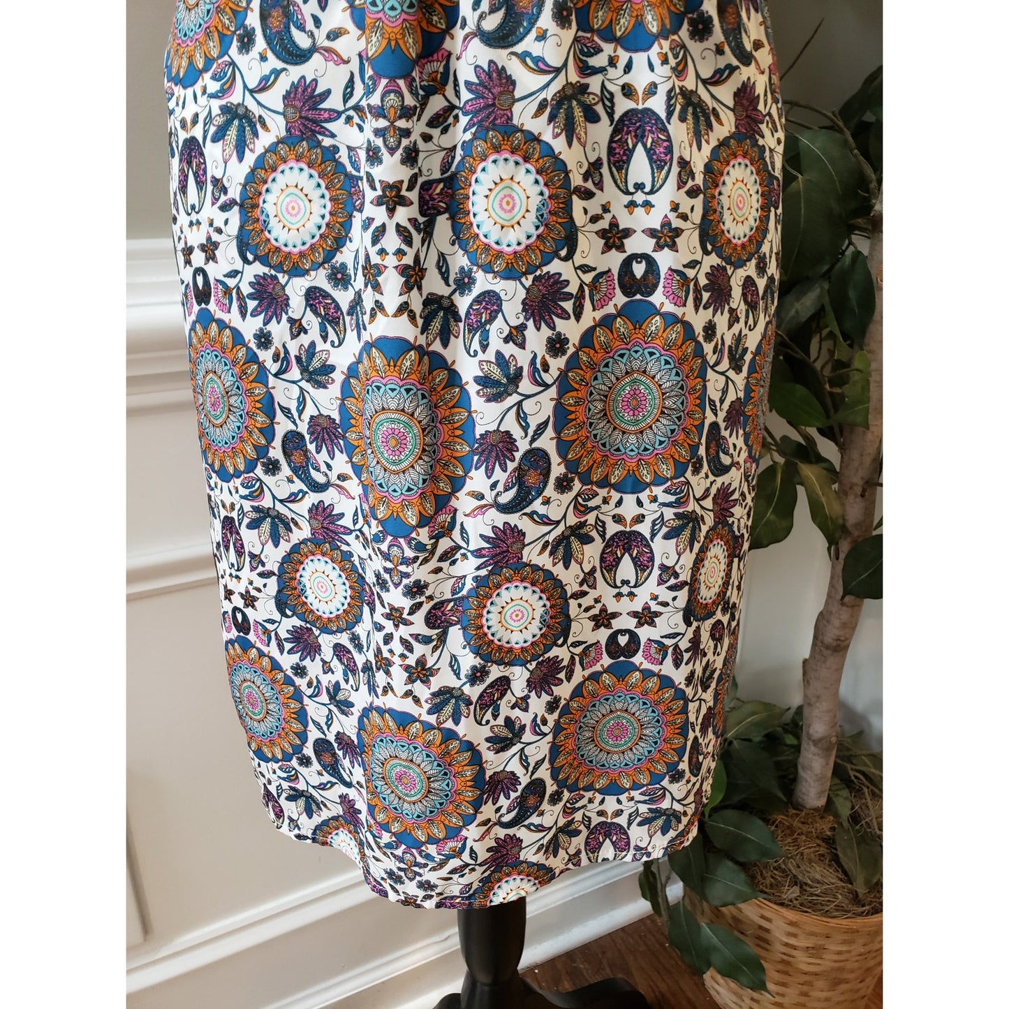 19 Cooper Fit & Flared Dress Women's XL Multi Geo Print Lined Pleated V Neck